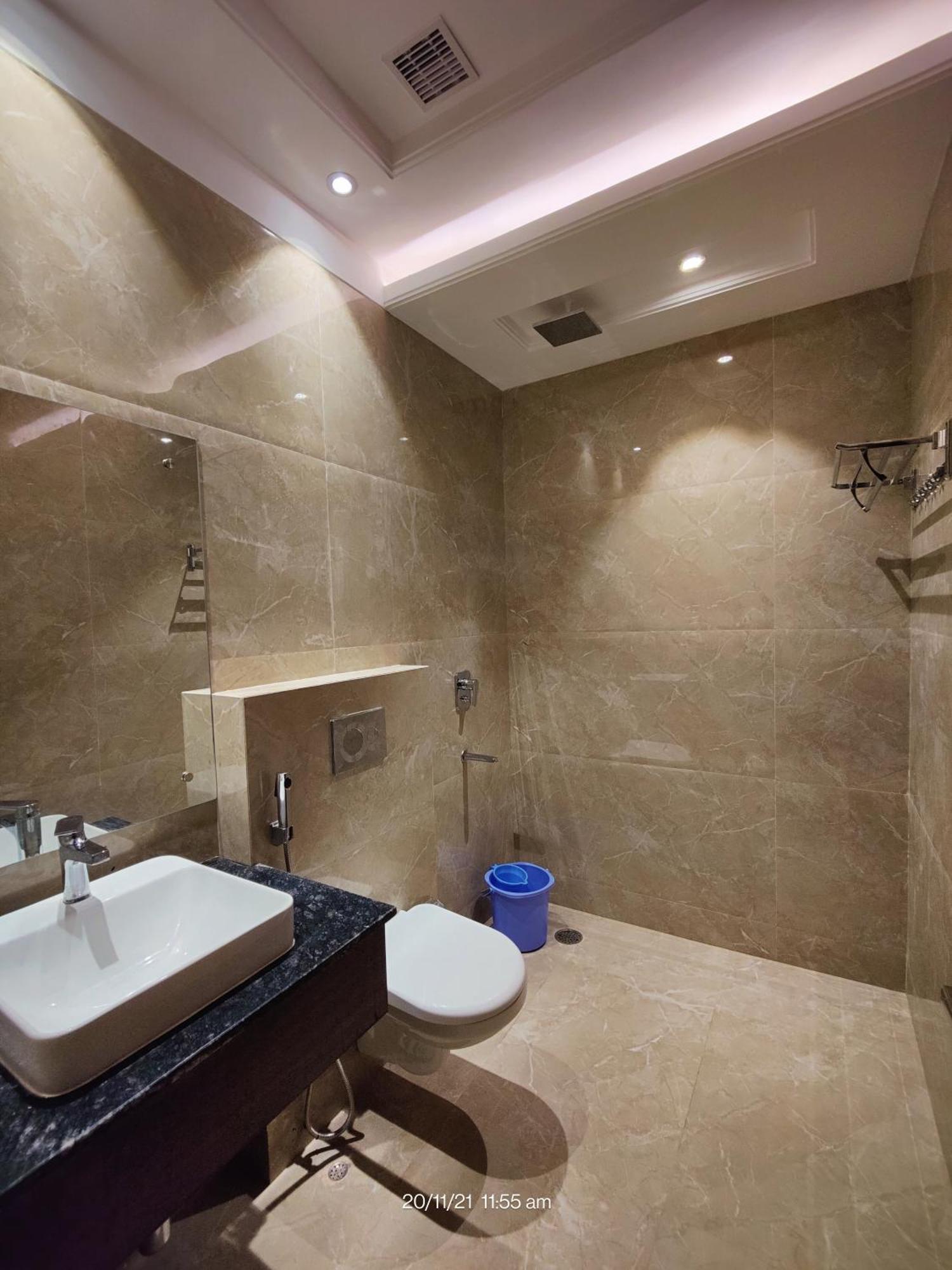 Mds Royal Resort Tulsipur Extérieur photo