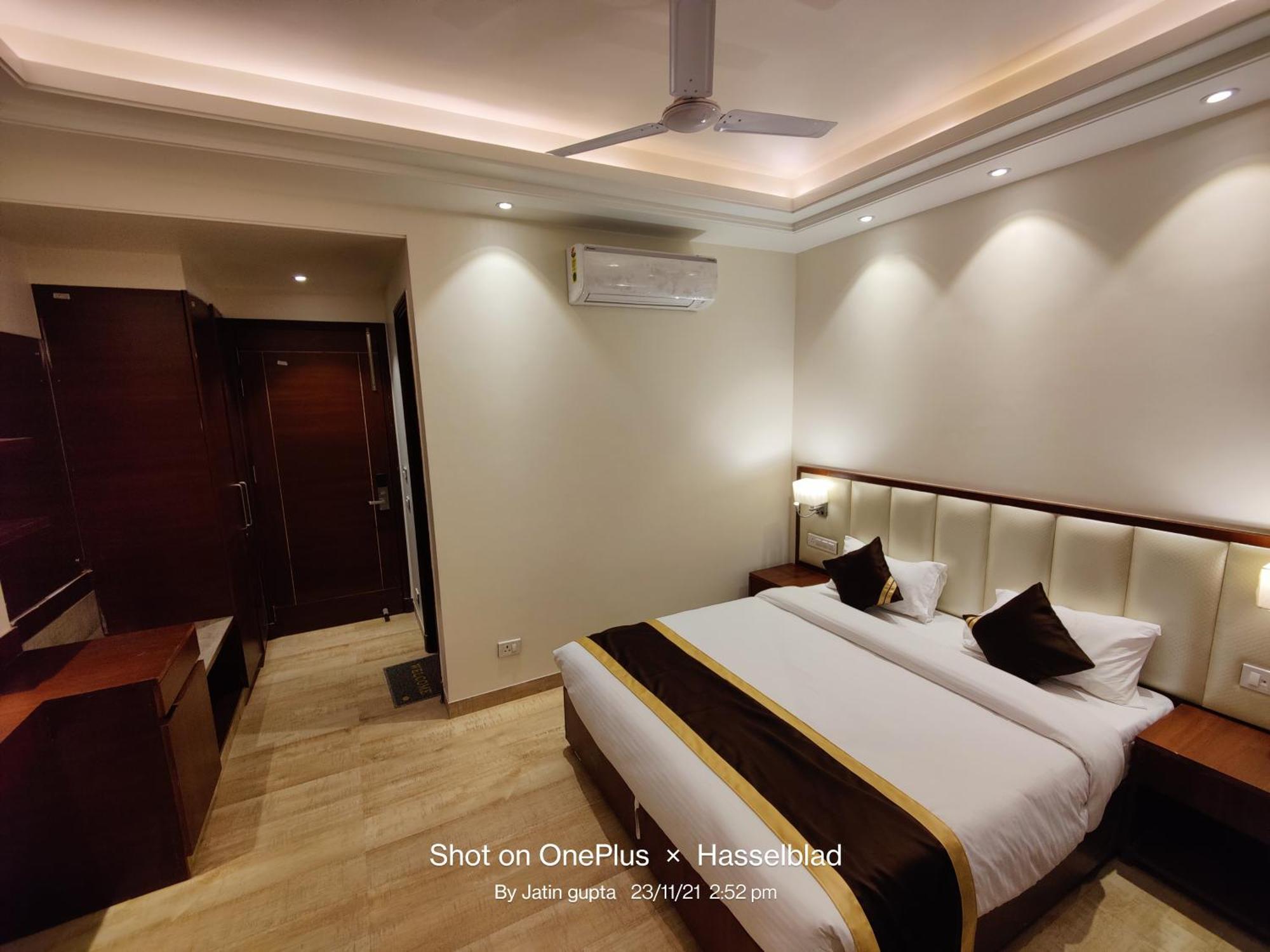 Mds Royal Resort Tulsipur Extérieur photo
